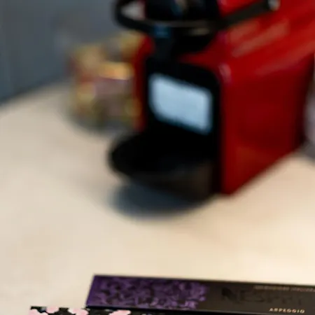 Seaside Renovated 2br 1 Minute Walk To The No Car Needed Appartement